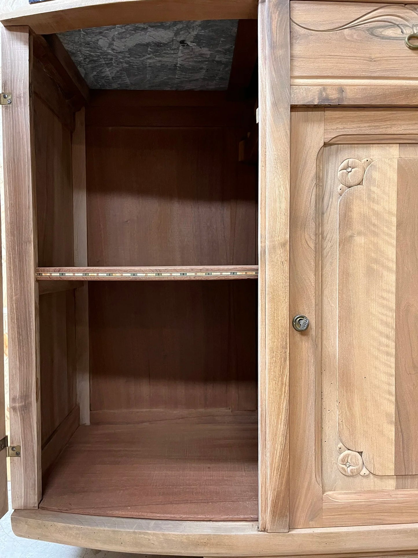 Grand buffet vintage Art Déco Ysandre 3 portes 1 tiroir bois massif et marbre