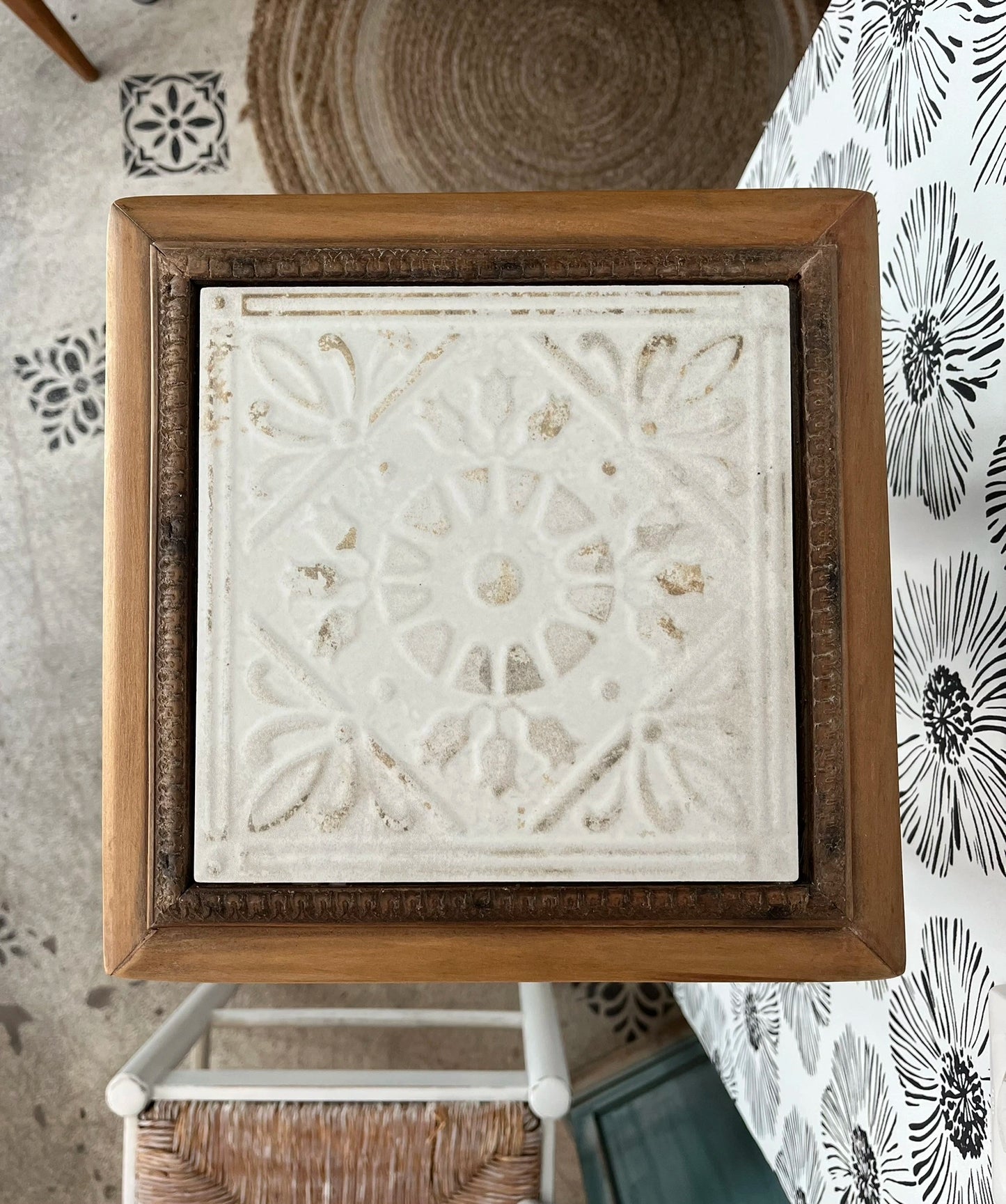 Sellette porte-plante, support plante bois massif, noir et gris