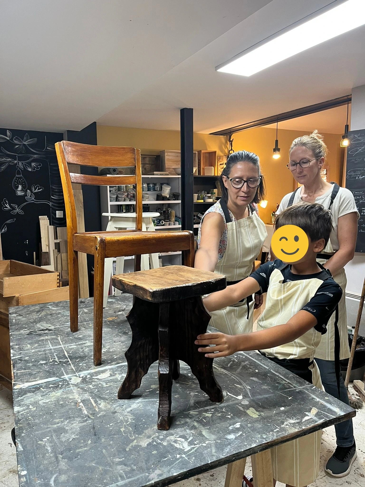 Atelier DIY rénovation restauration meuble vintage bois idée cadeau artisanal orignal Fête des Mères 2026 
