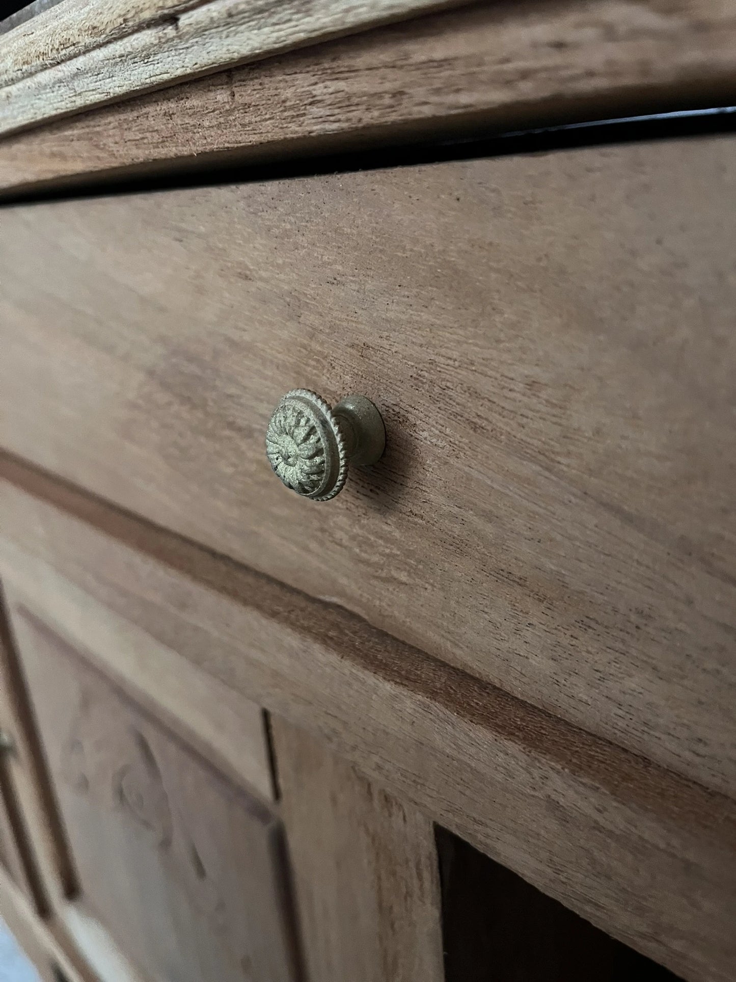 Duo tables de chevet vintage Art Déco Jada et Rosa bois et marbre