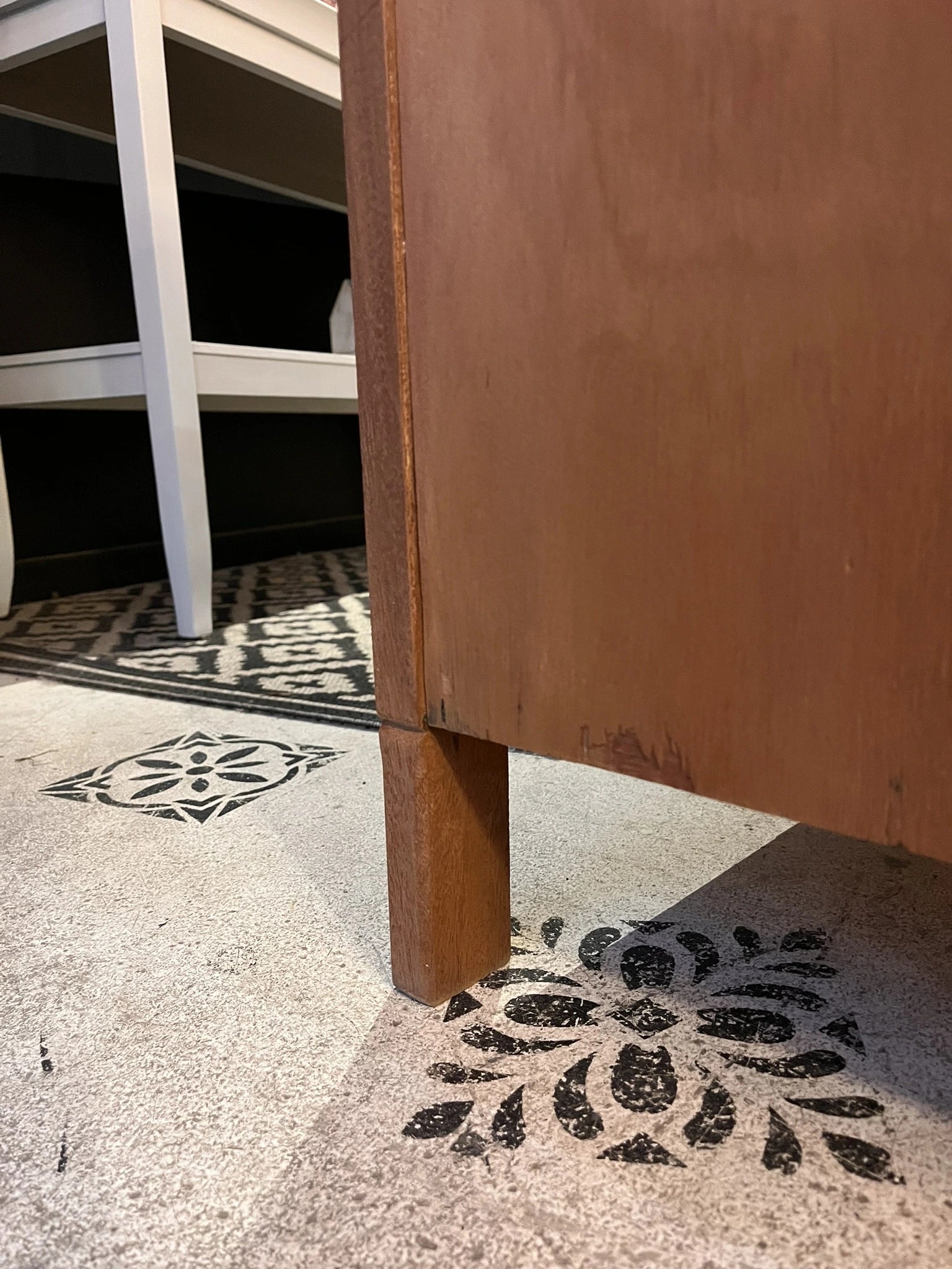 Duo tables de chevet vintage Art Déco Jada et Rosa bois et marbre