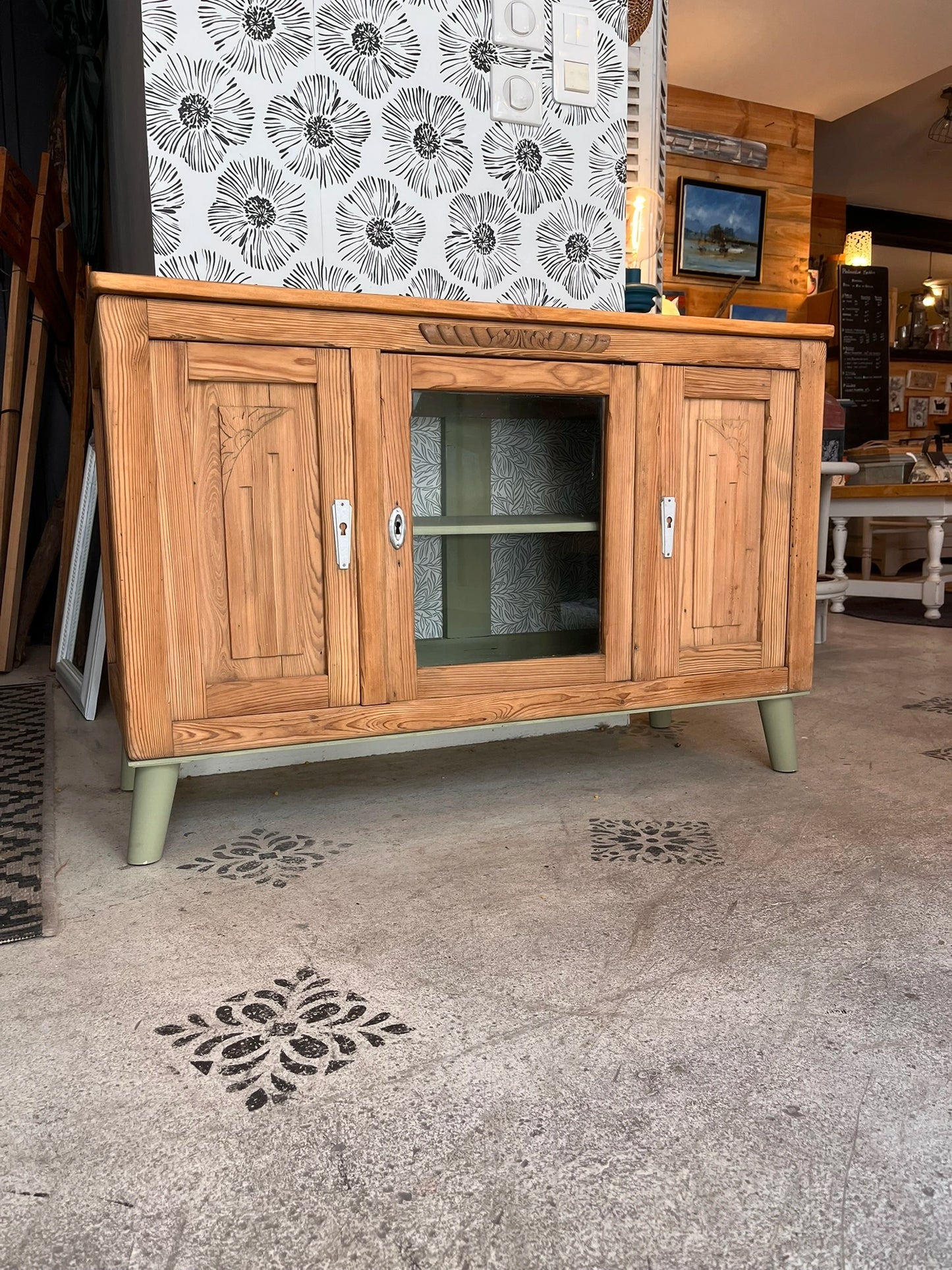 Buffet Art Déco vintage Balthazar bois massif 3 portes