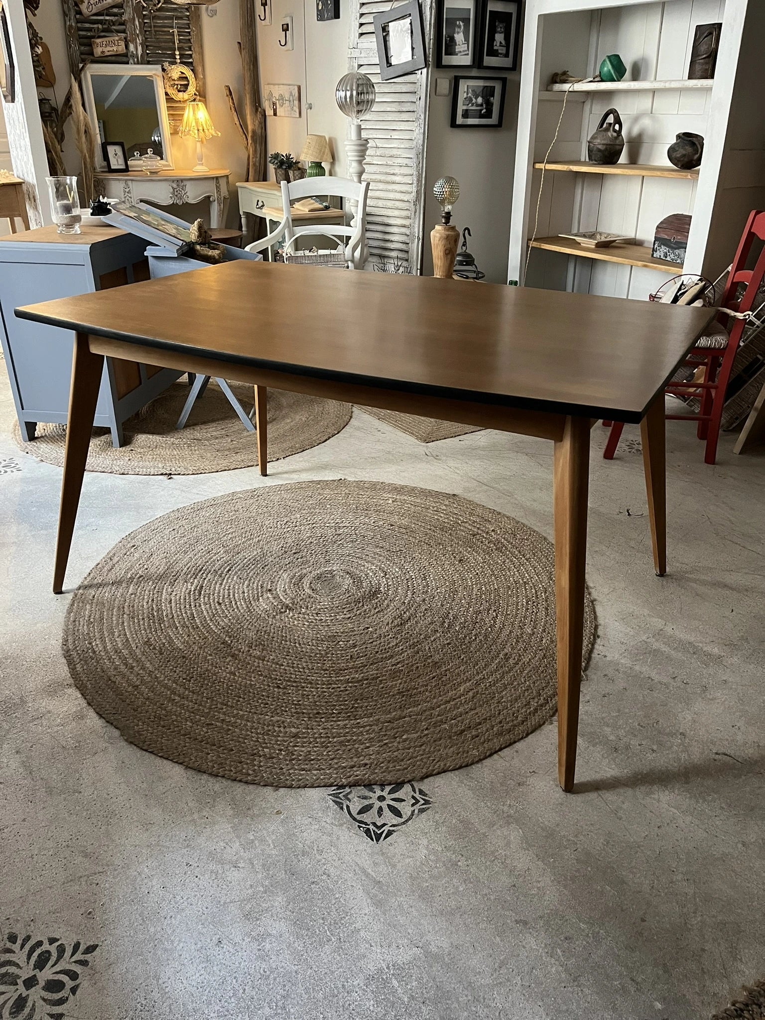 Table Gaïane bois et noir scandinave années 50-70