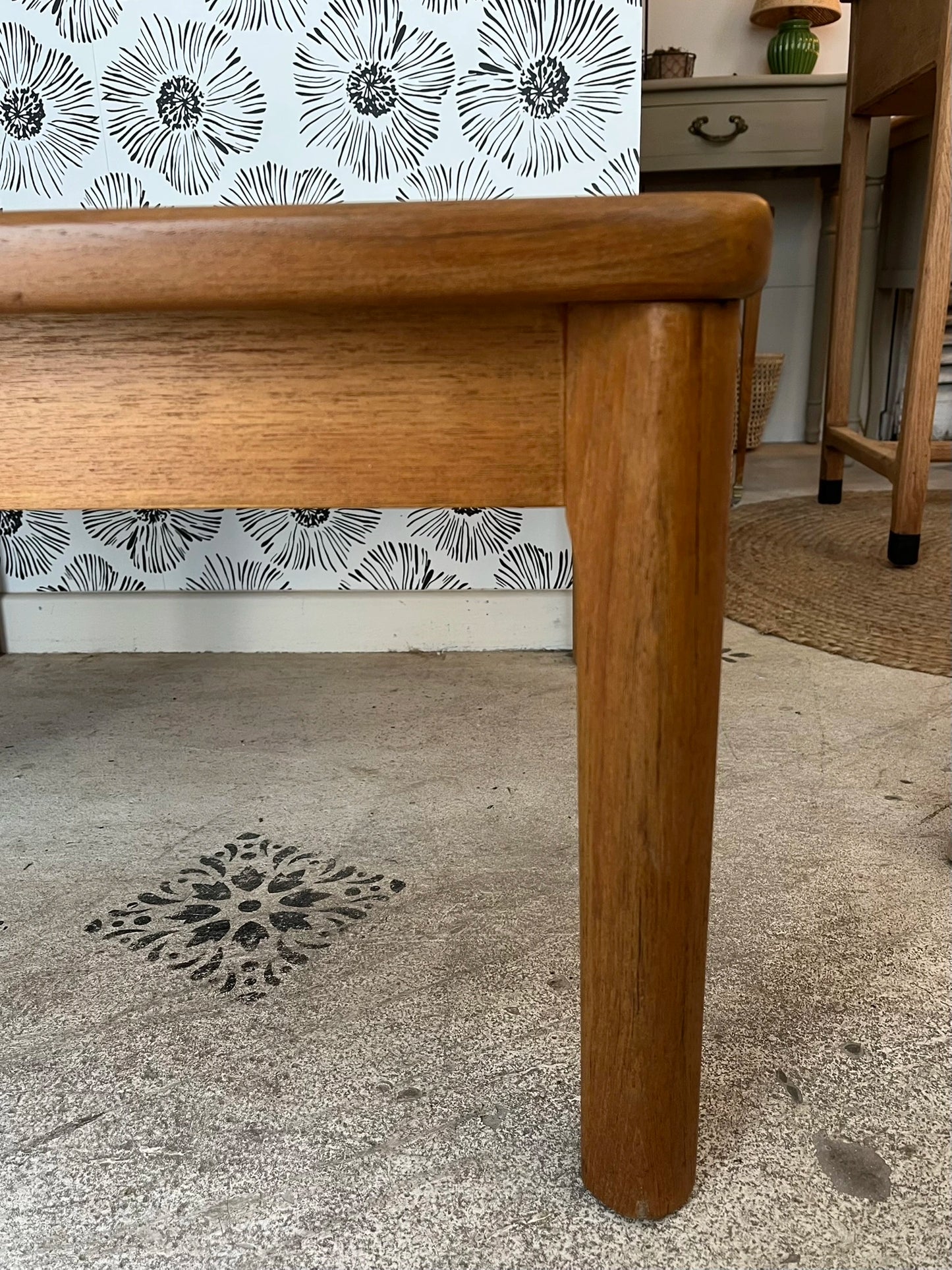 Table basse vintage Freja bois designer made in Denmark by ABJ