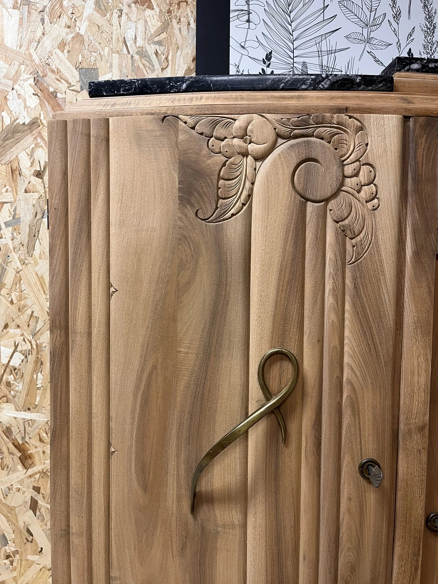 Grand buffet vintage Art Déco Ysandre 3 portes 1 tiroir bois massif et marbre