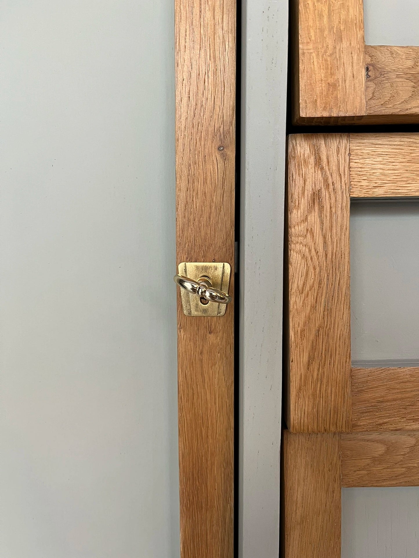 Buffet bois scandinave pieds compas