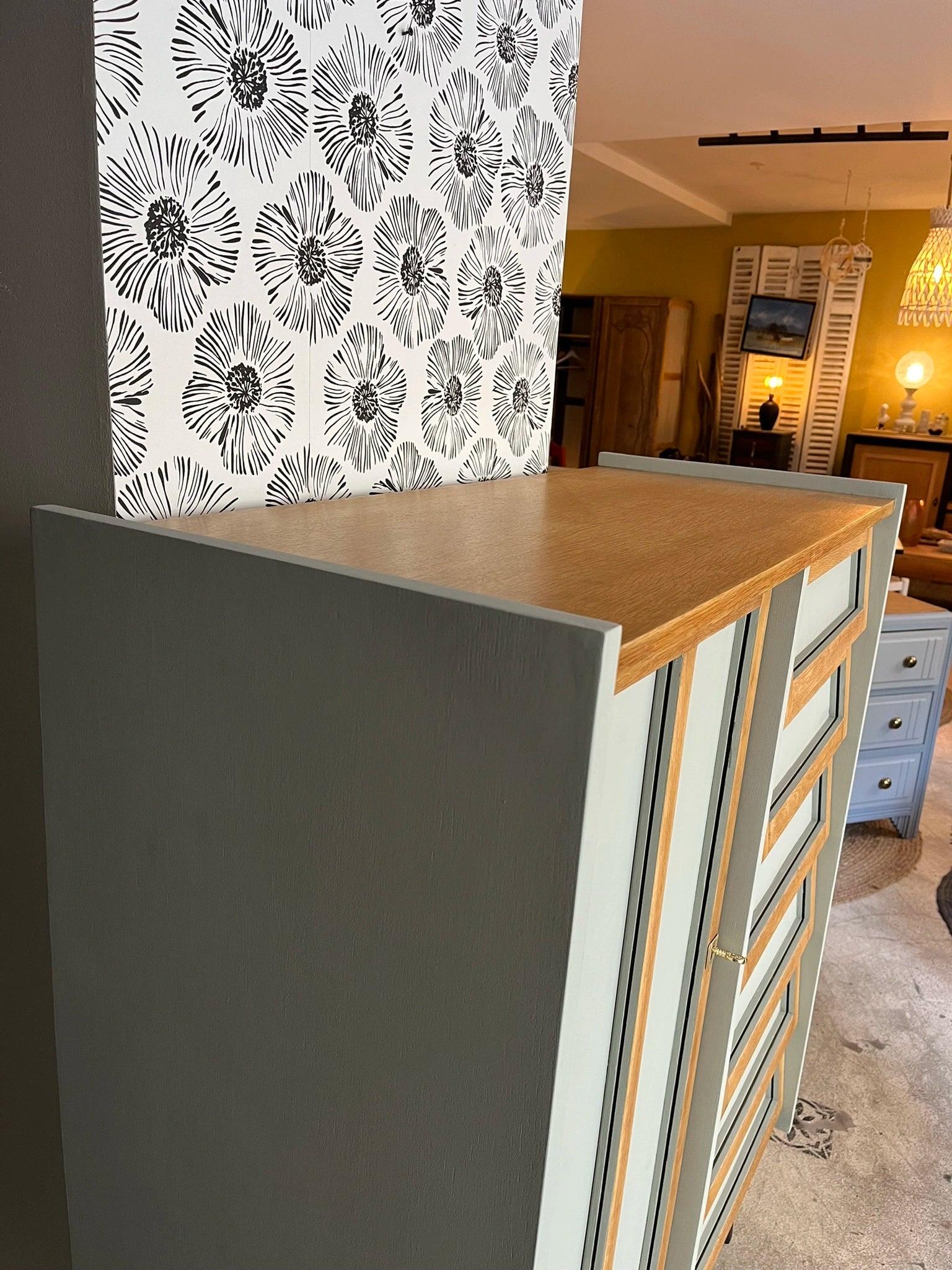 Buffet bois scandinave pieds compas