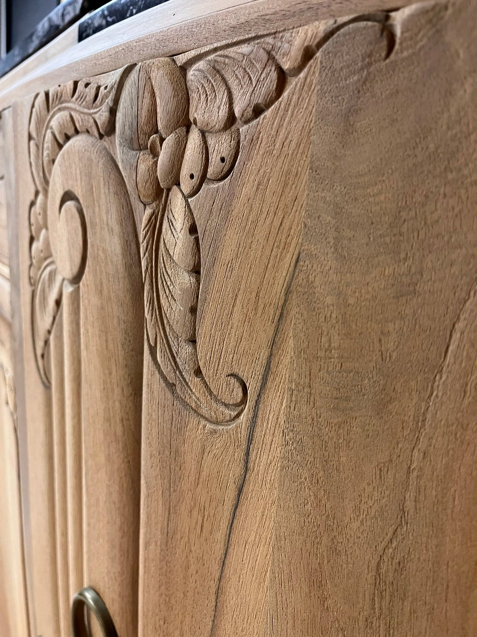 Buffet vintage Art Déco Ysandre bois massif marbre 3 portes 1 tiroir Bordeaux