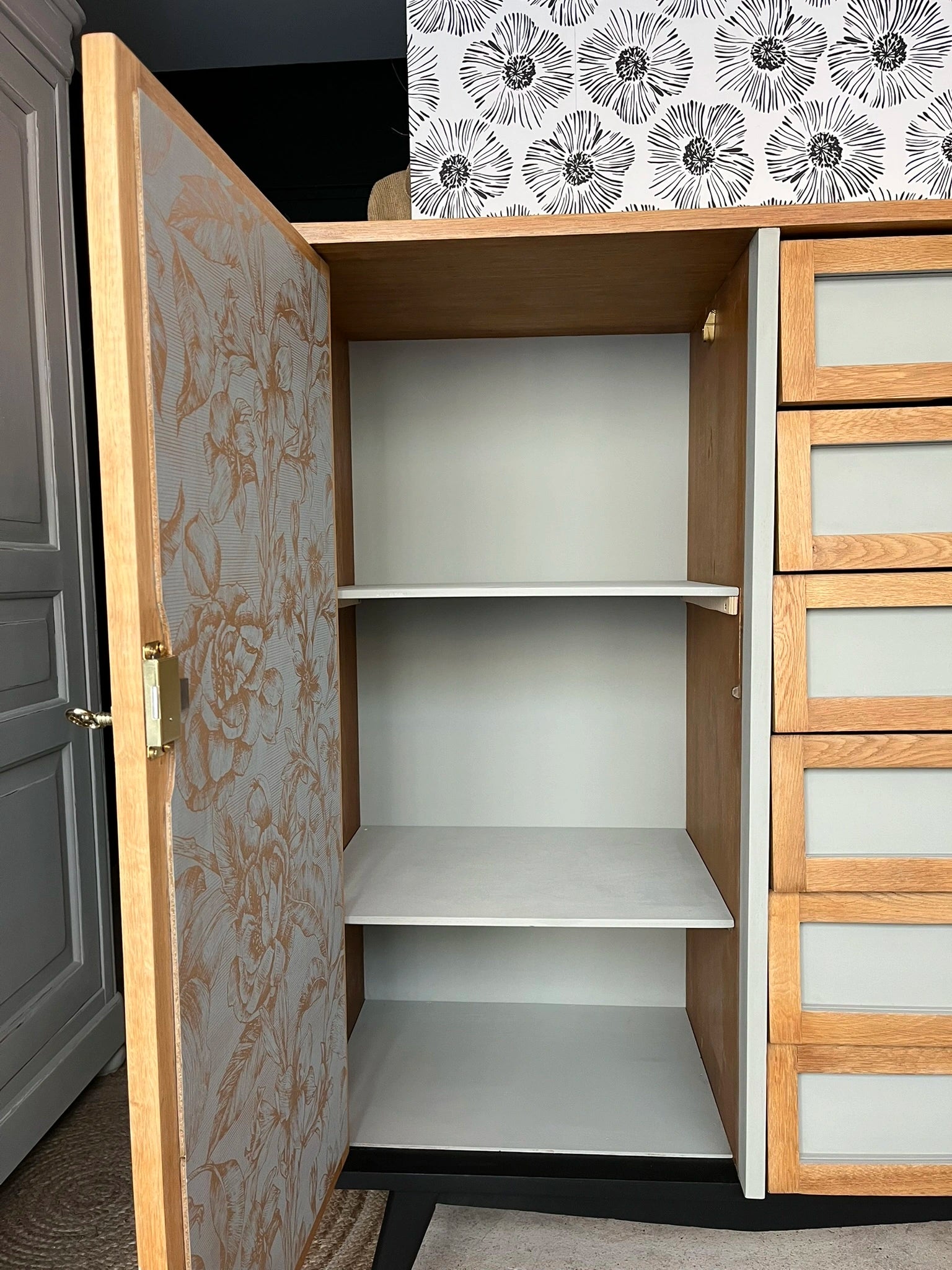 Buffet bois scandinave pieds compas