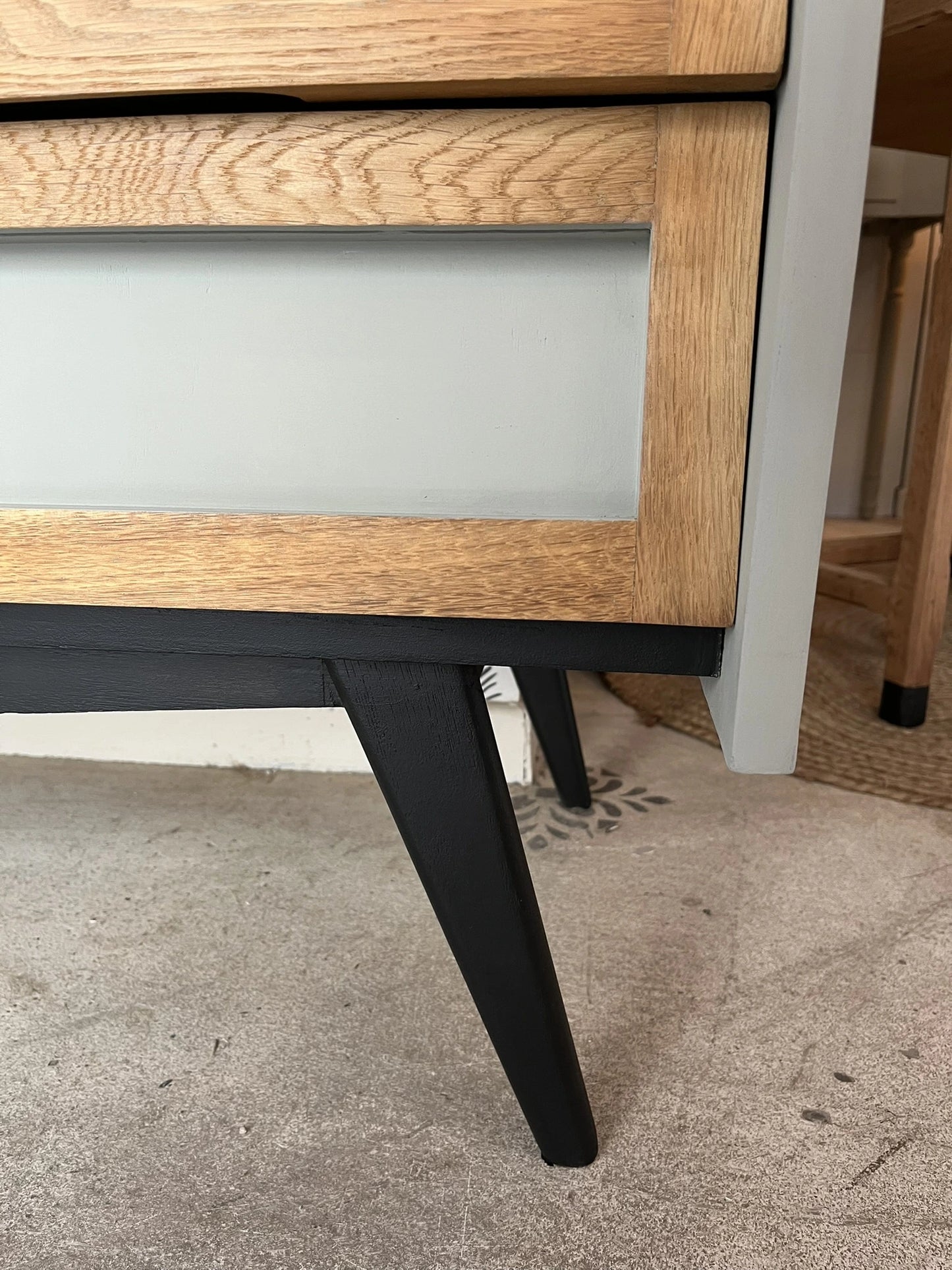 Buffet bois scandinave pieds compas