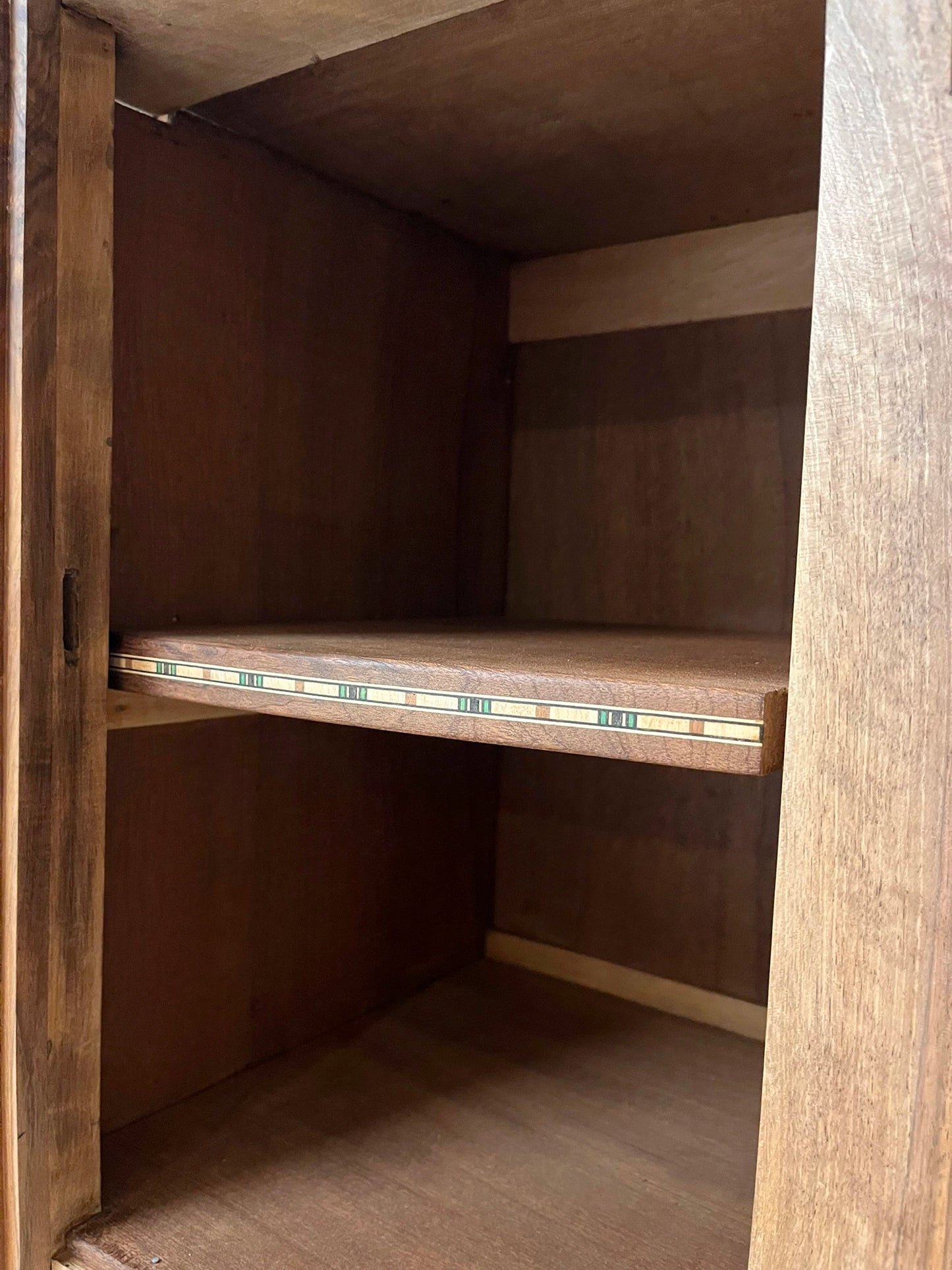 Buffet Art Déco vintage Isidore bois massif 2 portes étagères miroir Bordeaux 
