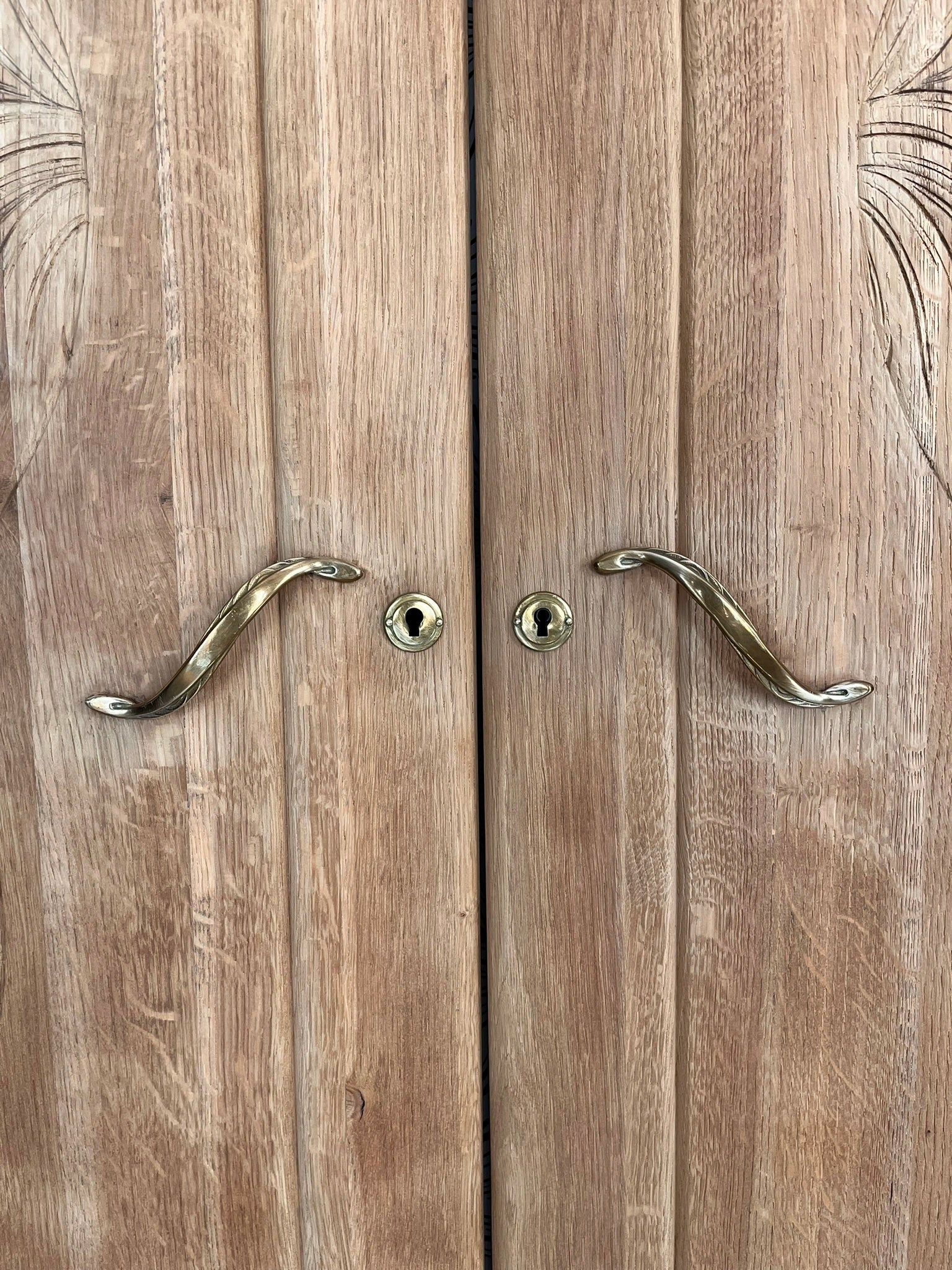 Duo portes d'armoire Art Déco bois massif chêne Solweig & Abigaël Bordeaux tête de lit paravent