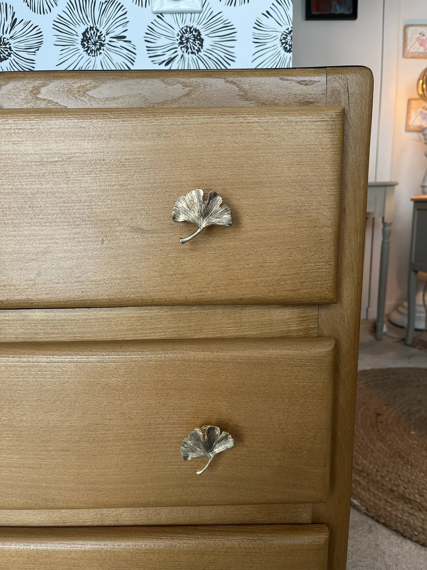 Commode Hanaé bois Art Déco feuilles de ginkgo