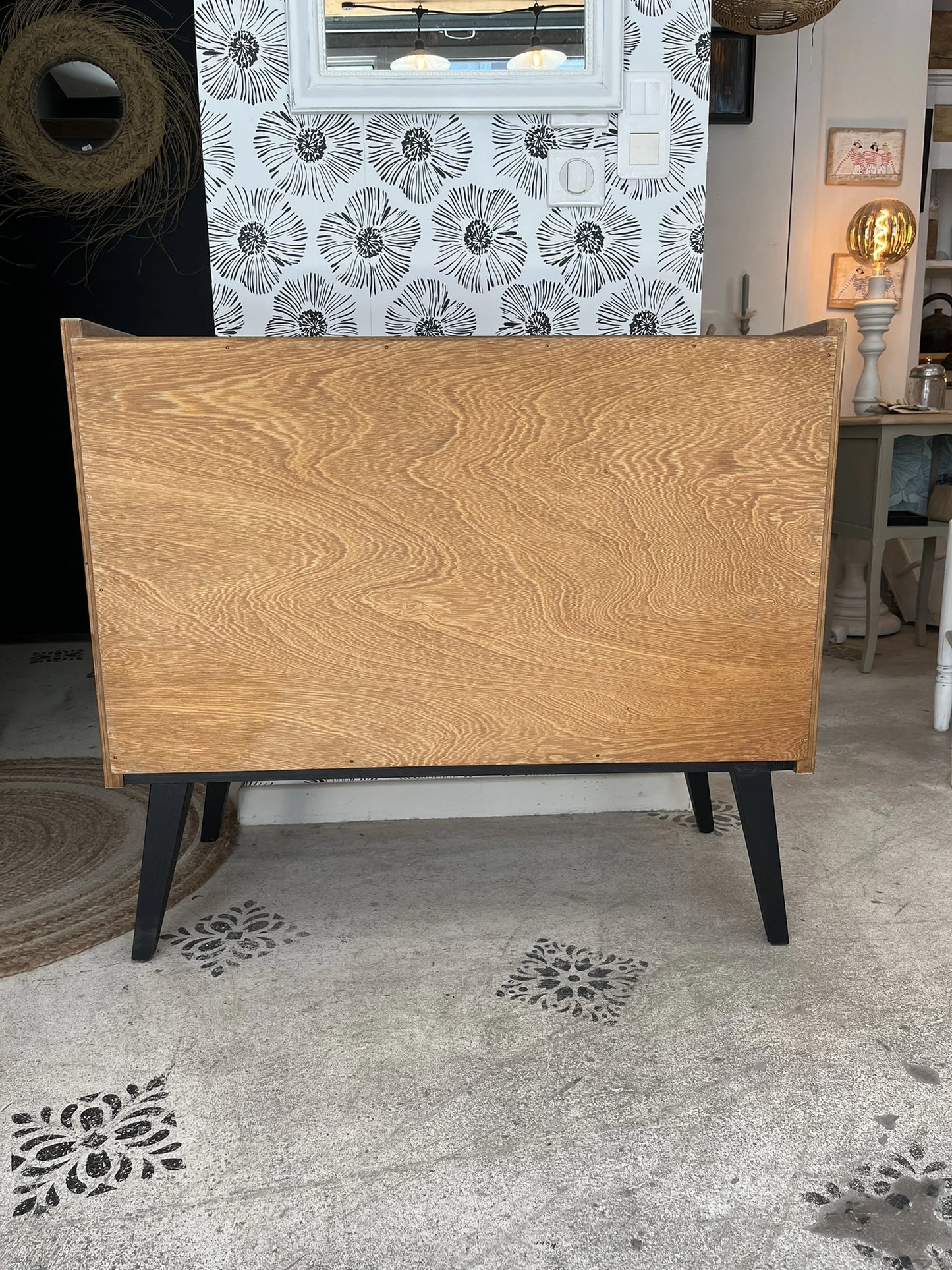 Commode Isadora années 50-70 scandinave rotin pieds compas