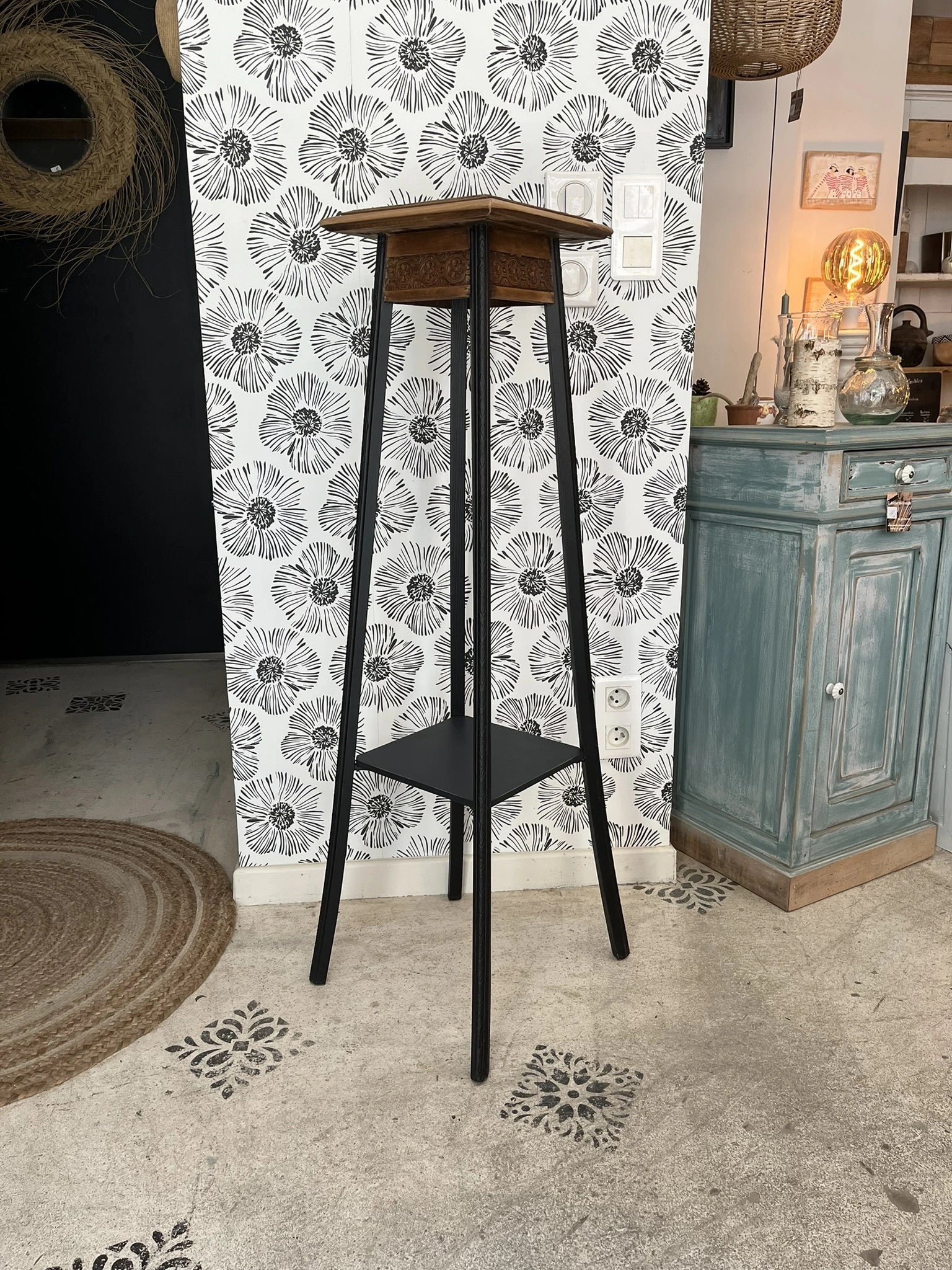 Sellette porte-plante, support plante bois massif, noir et gris