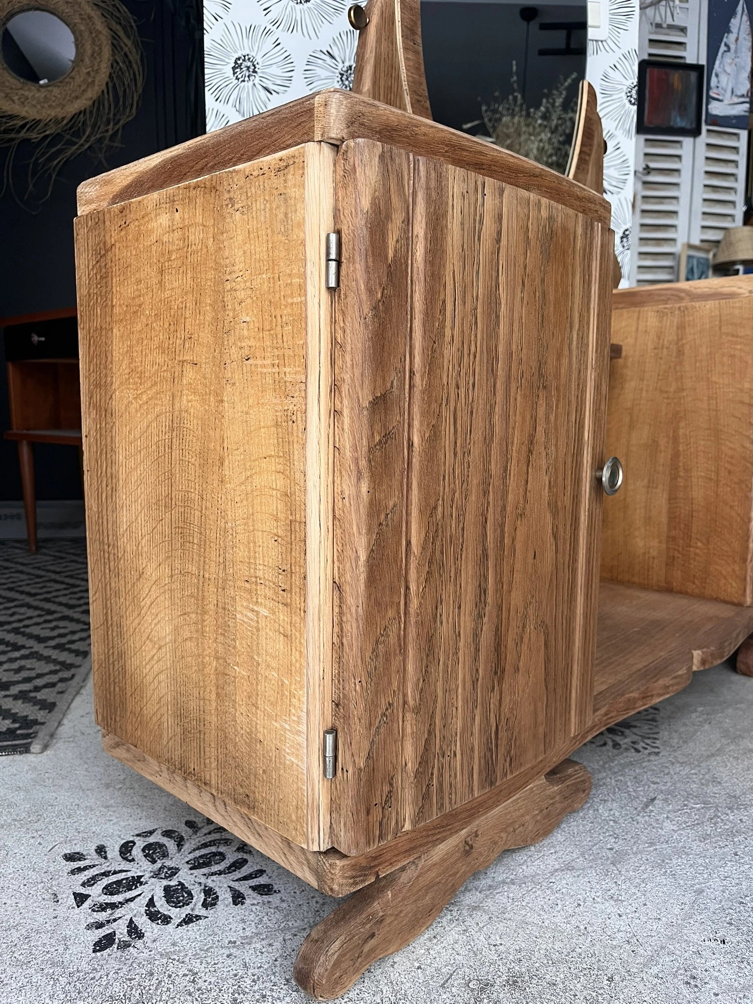 Coiffeuse buffet vintage Art Déco Mélissande 2 portes miroir Bordeaux