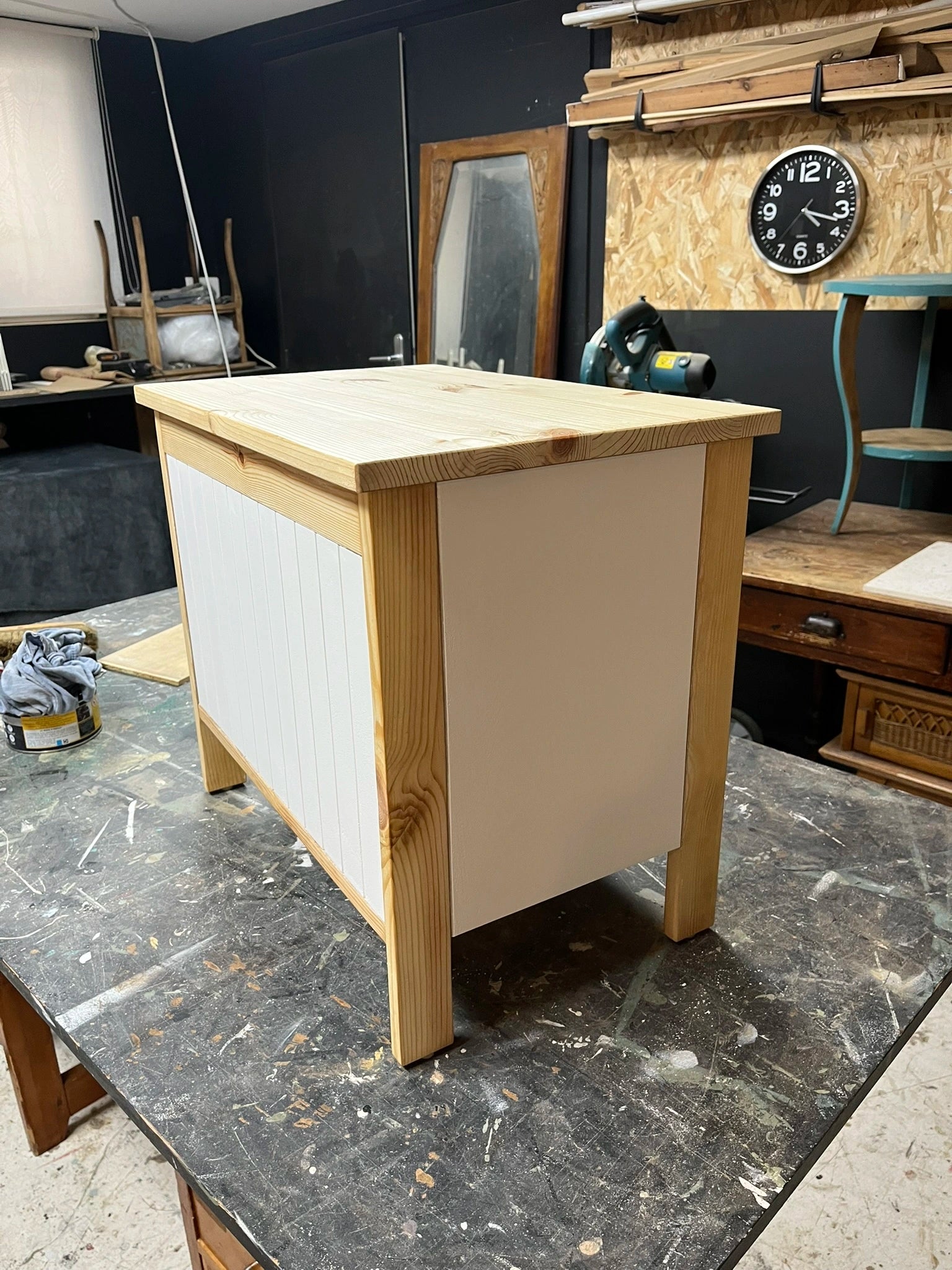 Idée cadeau déco Atelier créatif DIY apprendre à rénover son meuble par soi-même Bordeaux