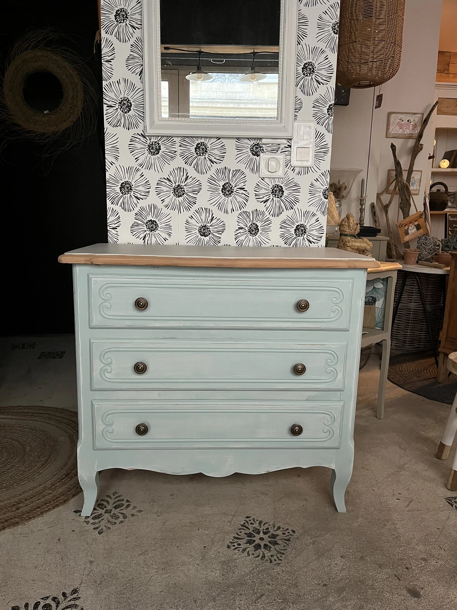 Restauration et rénovation meubles bois vintage Bordeaux