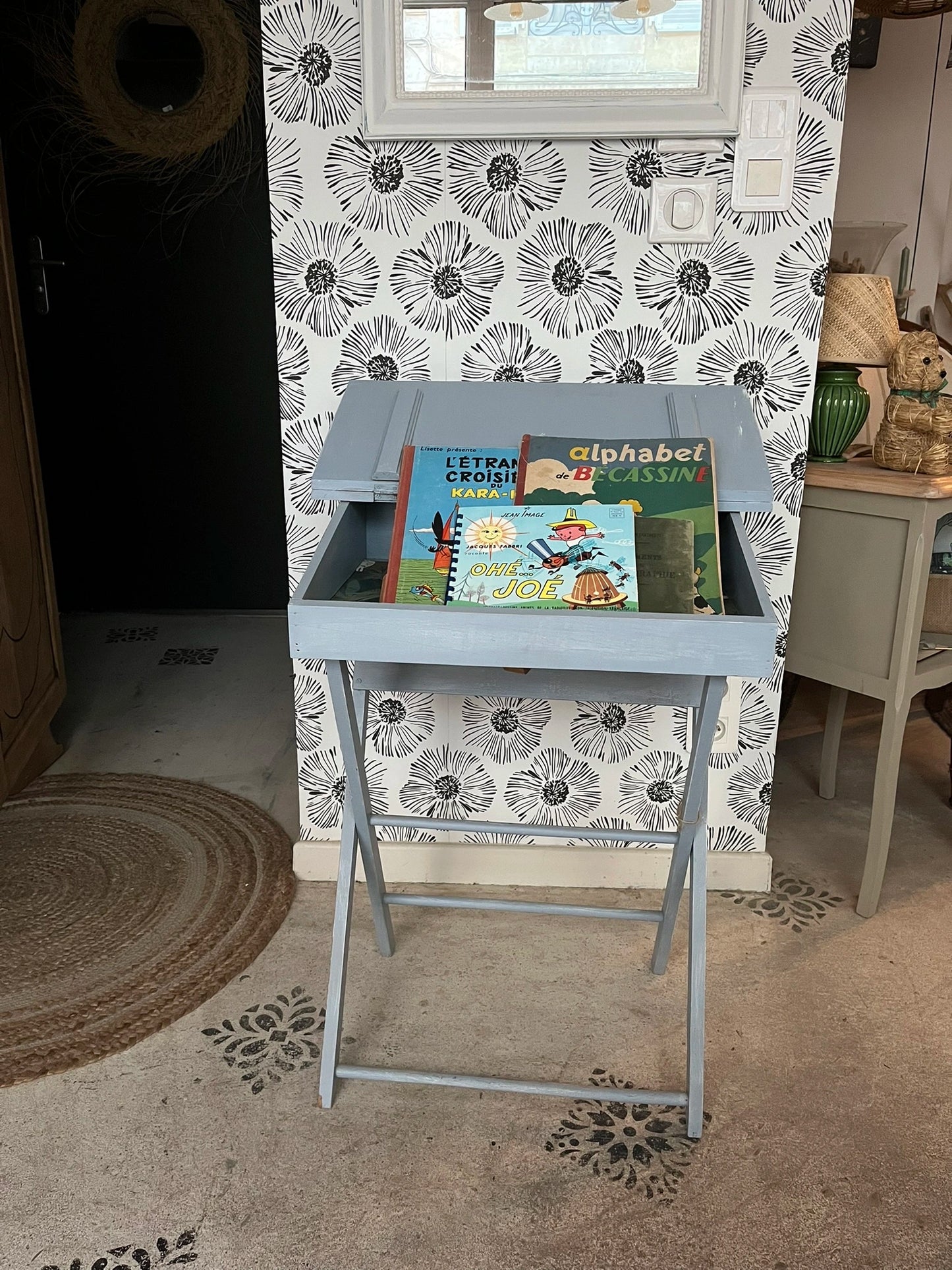 Pupitre bureau d'enfant Barnabé bois vintage repliable avec rangement