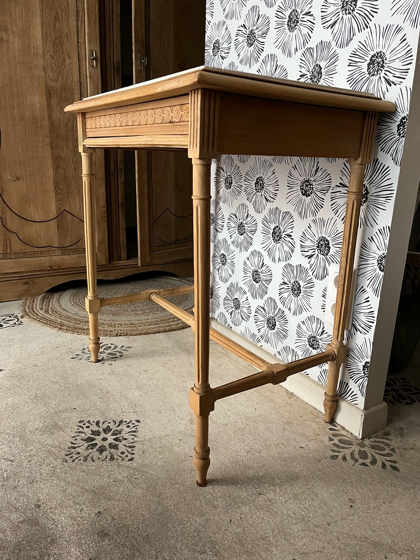 Console petit bureau vintage Calixte sculpté bois massif et marbre