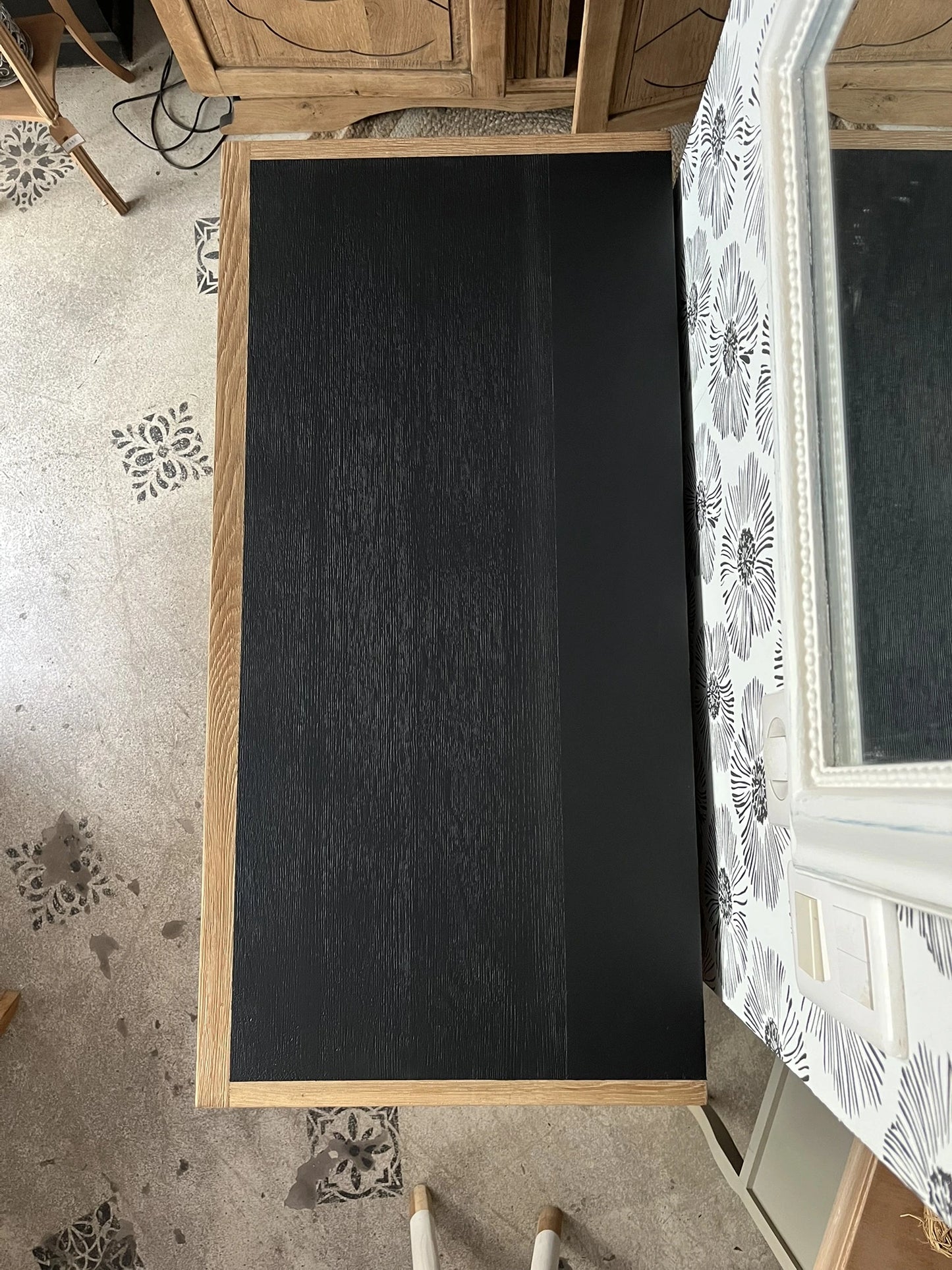 Commode vintage Thélio scandinave bois et noir 4 tiroirs