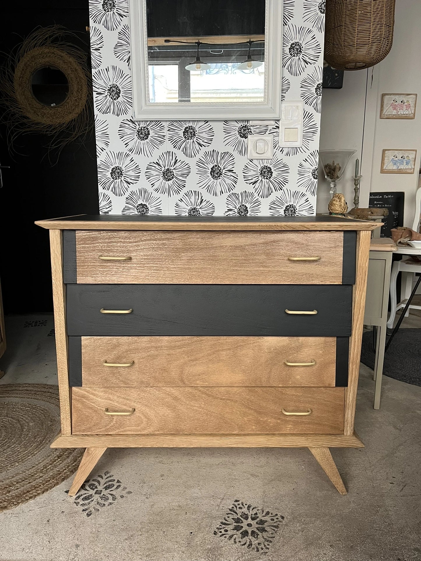 Commode vintage Thélio scandinave bois et noir 4 tiroirs