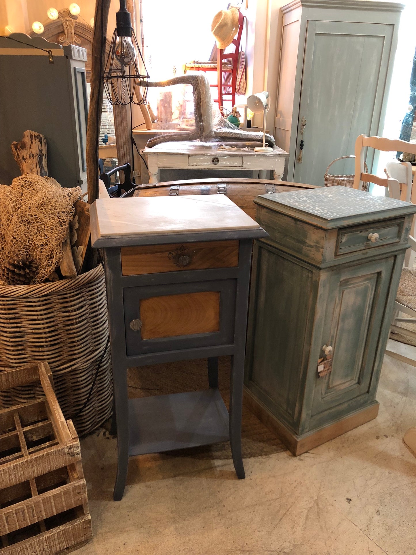 Table de chevet Edgar bois et bleu usé