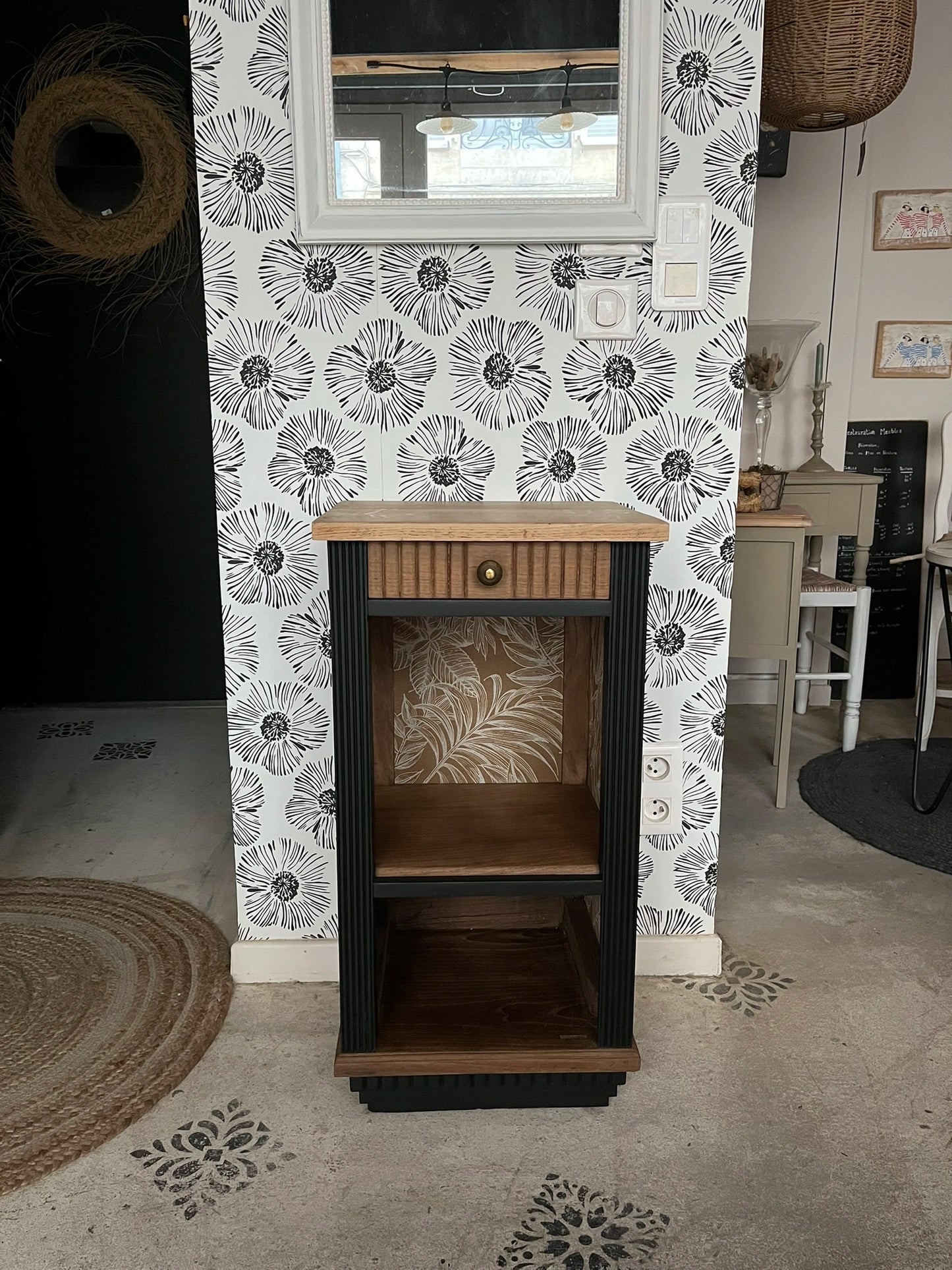 Table de chevet meuble d'appoint buffet vintage Aëla Art Déco bois massif chêne