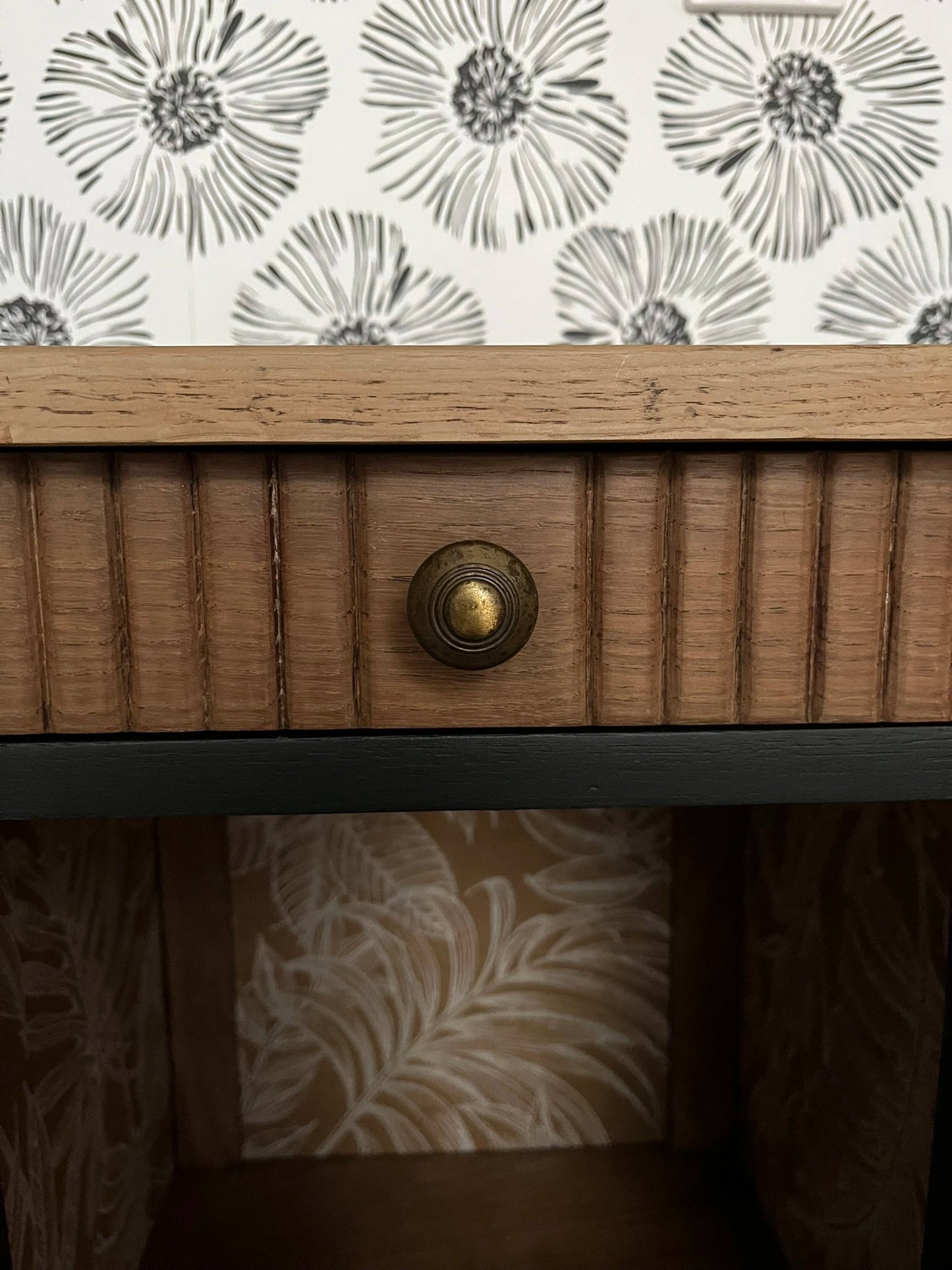 Table de chevet meuble d'appoint buffet vintage Aëla Art Déco bois massif chêne