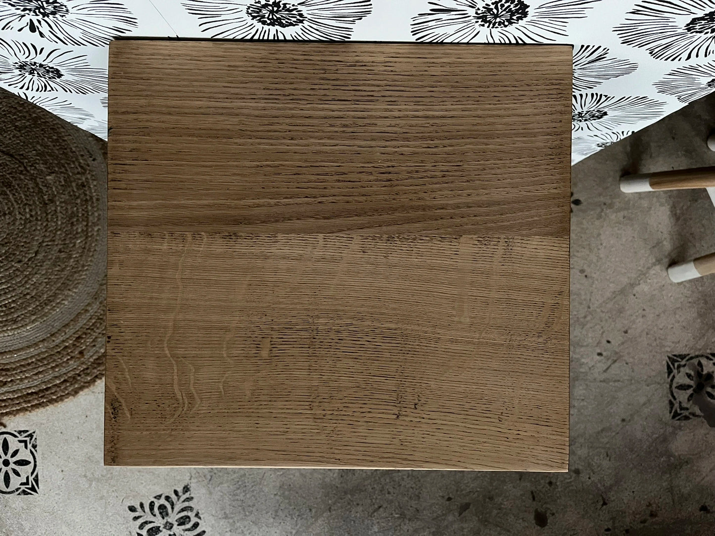 Table de chevet meuble d'appoint buffet vintage Aëla Art Déco bois massif chêne