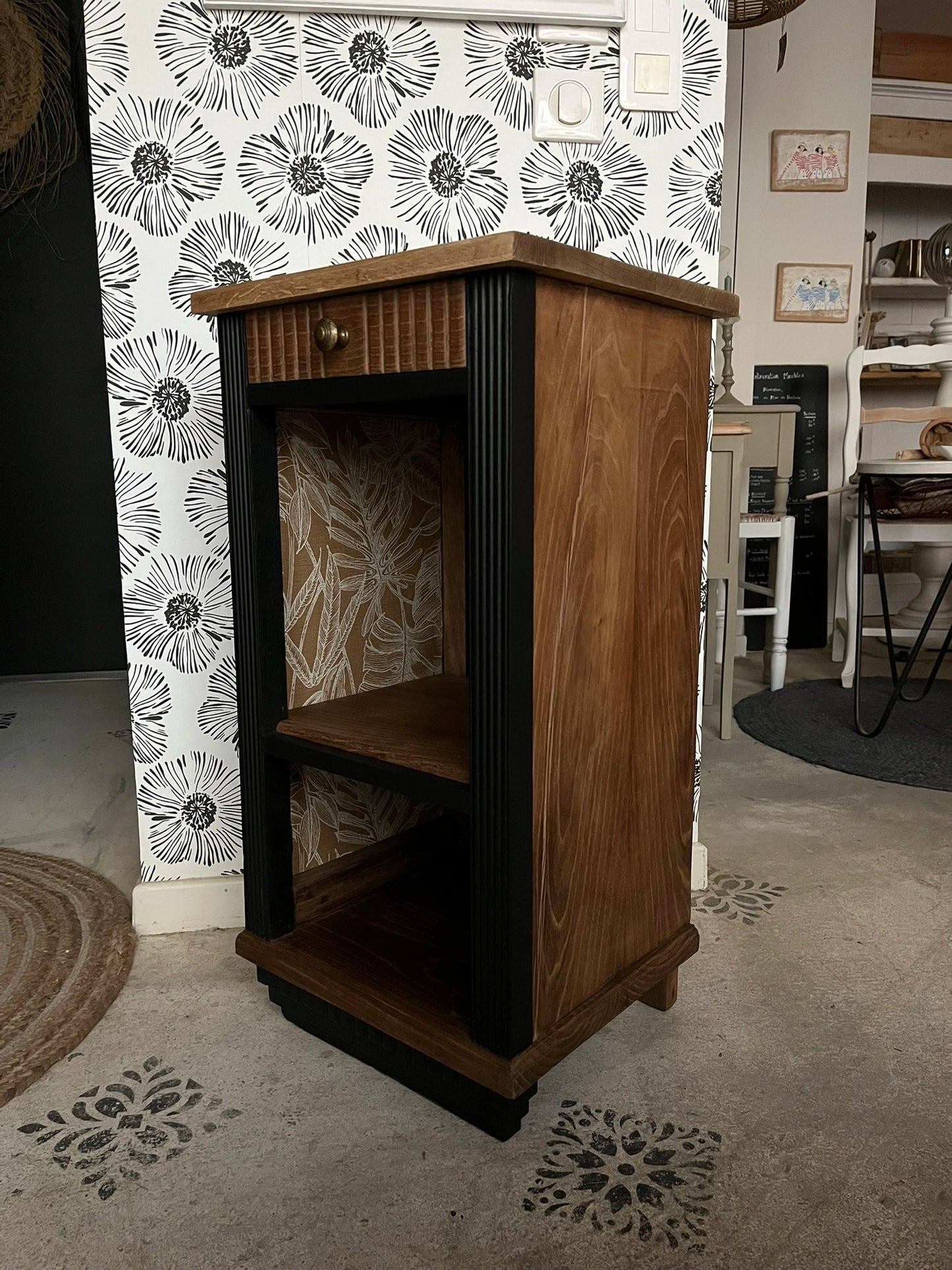 Table de chevet meuble d'appoint buffet vintage Aëla Art Déco bois massif chêne