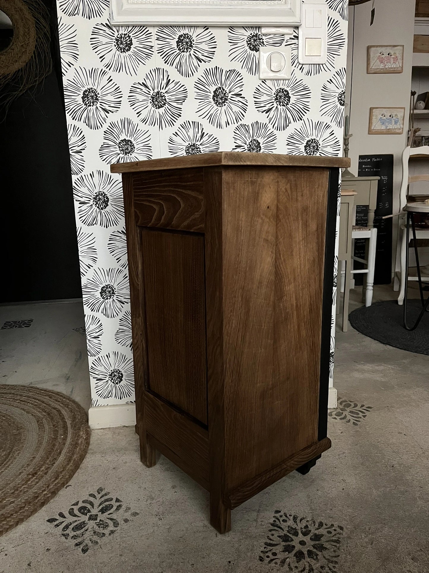 Table de chevet meuble d'appoint buffet vintage Aëla Art Déco bois massif chêne