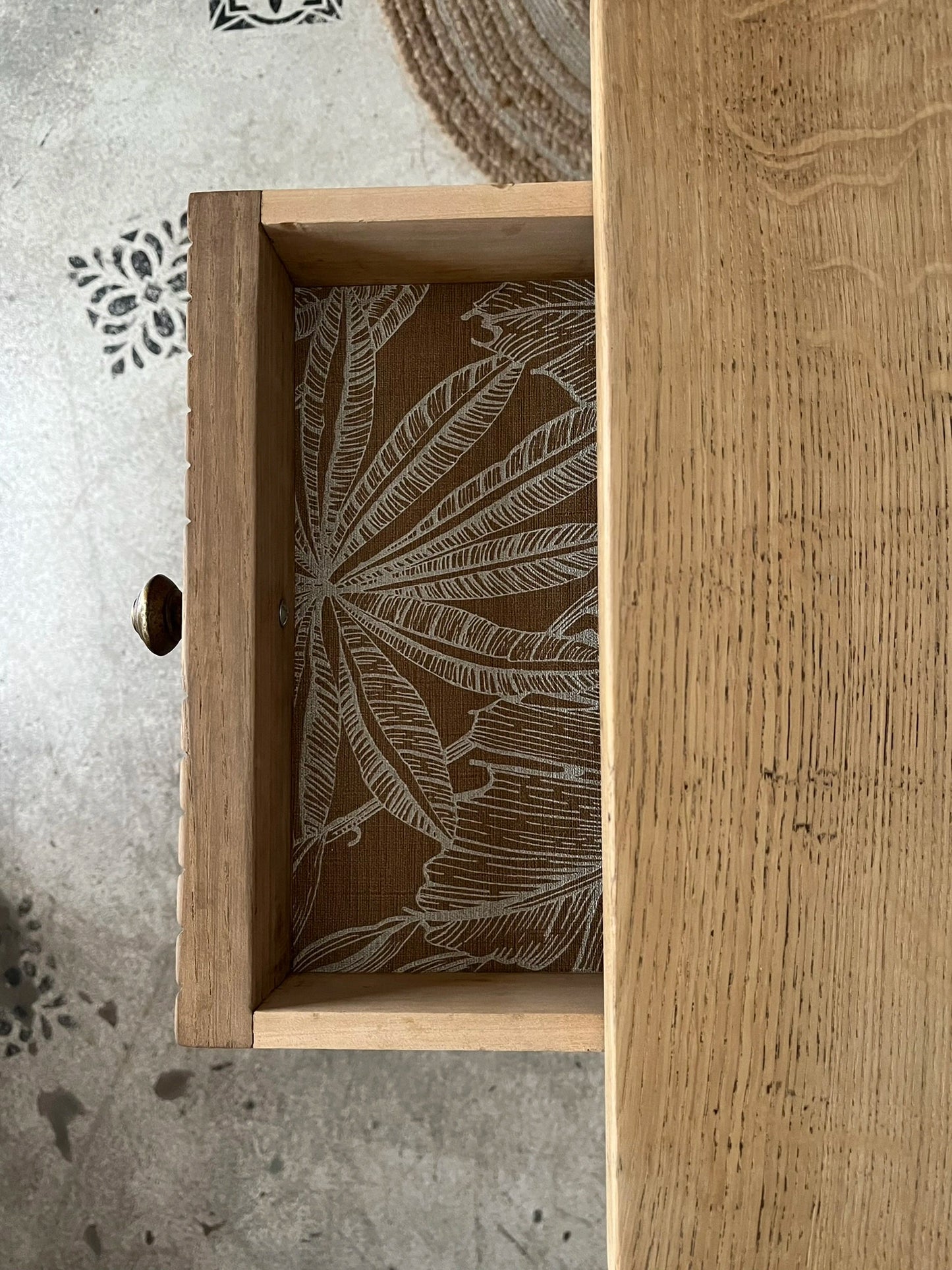 Table de chevet meuble d'appoint buffet vintage Aëla Art Déco bois massif chêne