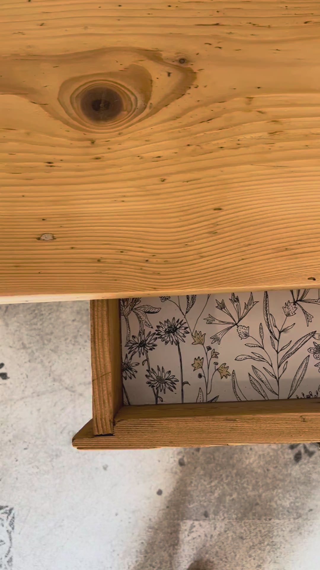 Bureau table vintage bois massif 2 tiroirs