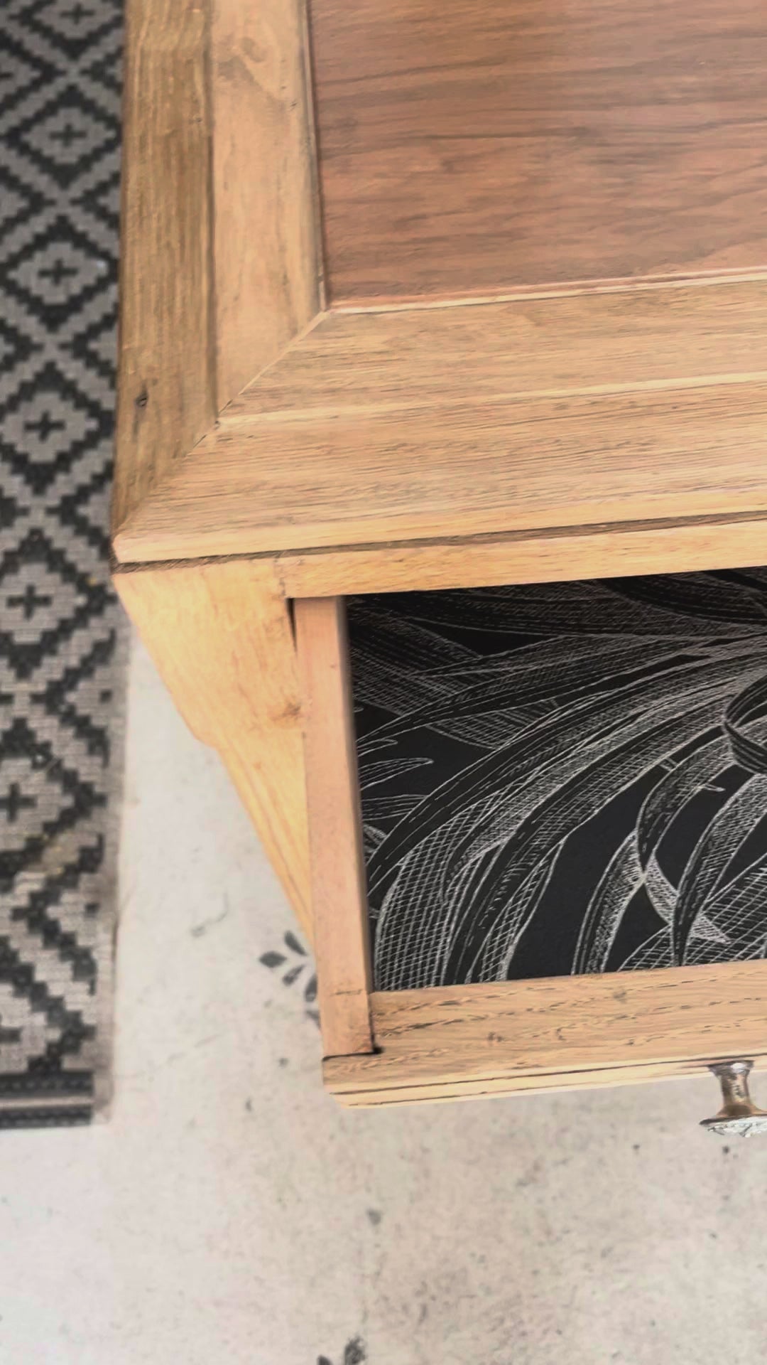 Coiffeuse vintage Art Déco Calliopée bois massif chêne Bordeaux