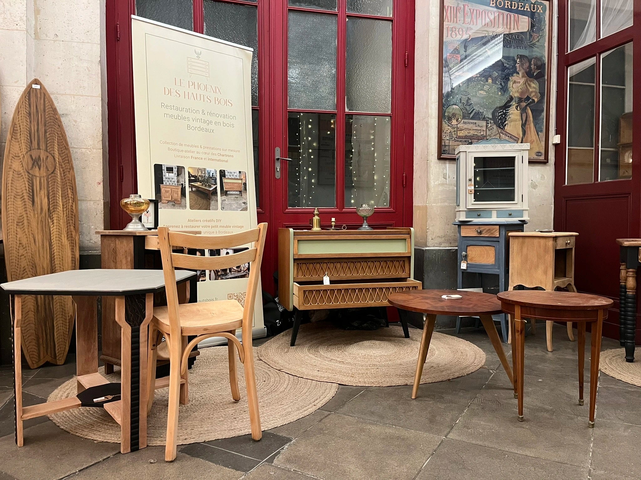 Le Phoenix des hauts bois meubles bois  vintage Bordeaux